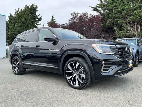 Used 2024 Volkswagen Atlas SEL Premium R-Line AWD/4WD image 2