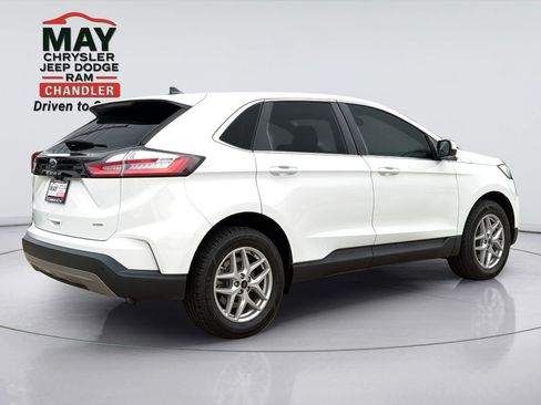 Used 2024 Ford Edge SEL AWD/4WD image 7