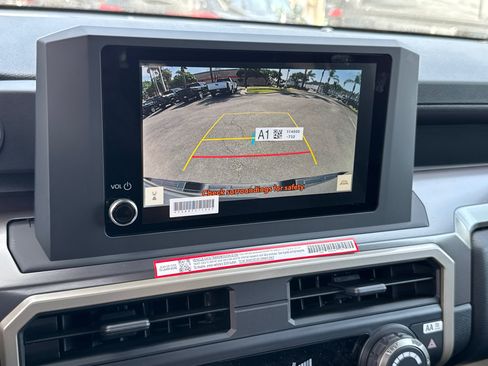 New 2026 Toyota Tacoma SR5 AWD/4WD image 30