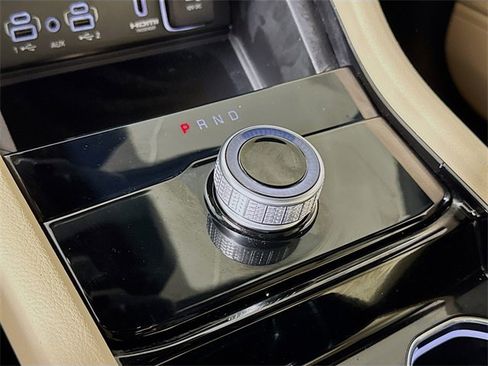 Used 2023 Jeep Grand Cherokee Limited w/ Luxury Tech Group II image 15