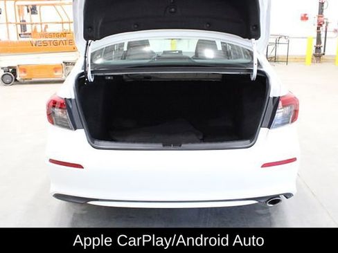 Used 2022 Honda Civic Sport image 13