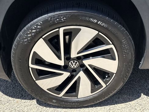 Used 2024 Volkswagen Atlas SEL AWD/4WD image 10