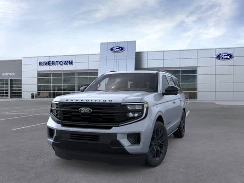 New 2026 Ford Expedition Platinum AWD/4WD image 2