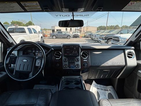 Used 2014 Ford F250 Lariat w/ Chrome Package image 32