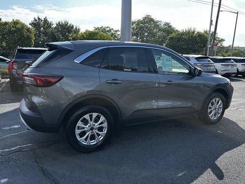 Certified 2023 Ford Escape Active AWD/4WD image 5