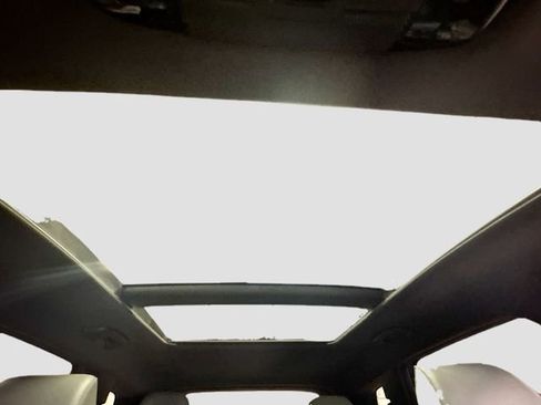 Used 2023 Kia Sportage X-Line w/ X-Line Premium Package AWD/4WD image 23