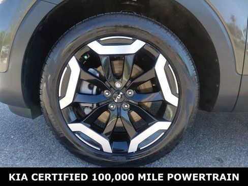 Certified 2025 Kia Telluride S FWD image 10