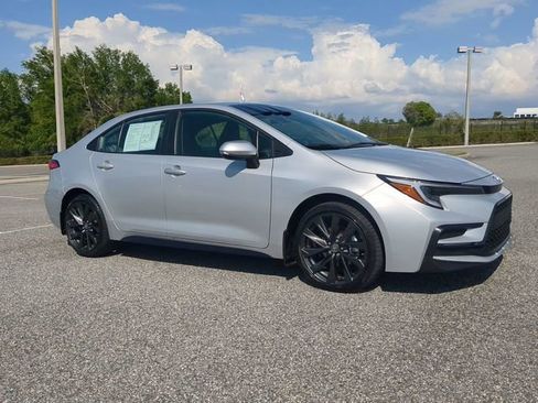 Certified 2024 Toyota Corolla SE image 2