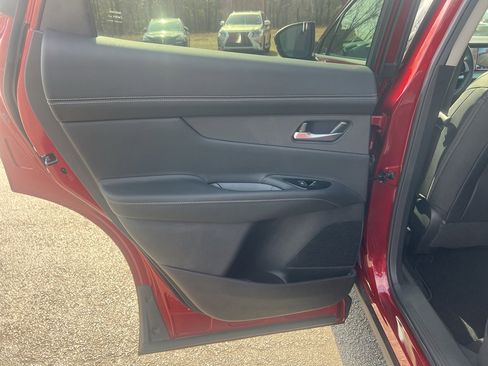 Used 2025 Nissan Murano SL image 28