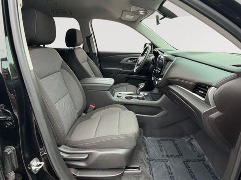 Used 2021 Chevrolet Traverse LS FWD image 27