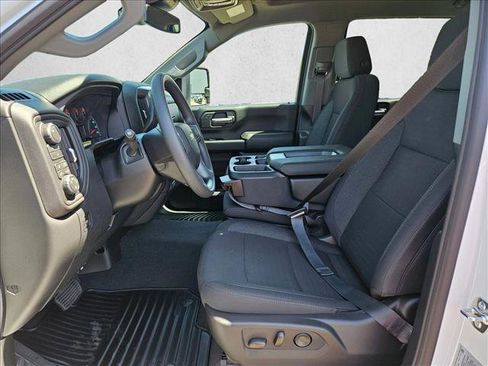 New 2026 Chevrolet Silverado 2500 Custom w/ Custom Value Package AWD/4WD image 4