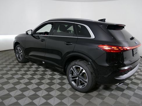 New 2025 Audi Q5 Premium image 5