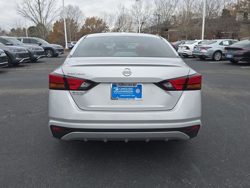 Used 2020 Nissan Altima 2.5 S image 5