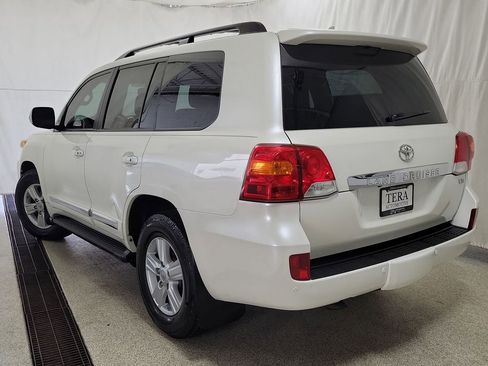 Used 2014 Toyota Land Cruiser AWD/4WD image 7