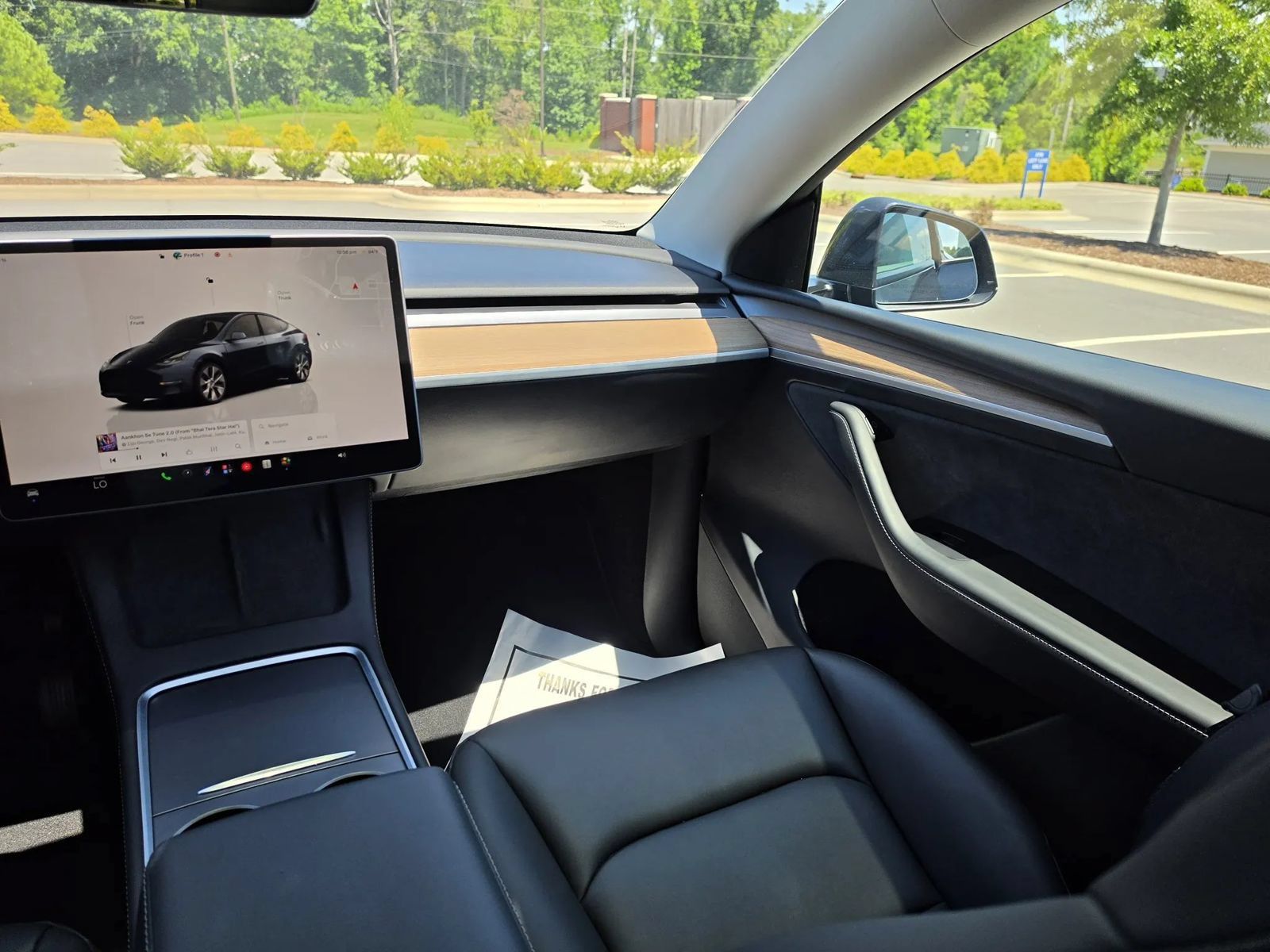 Used 2024 Tesla Model Y Long Range AWD/4WD image 18
