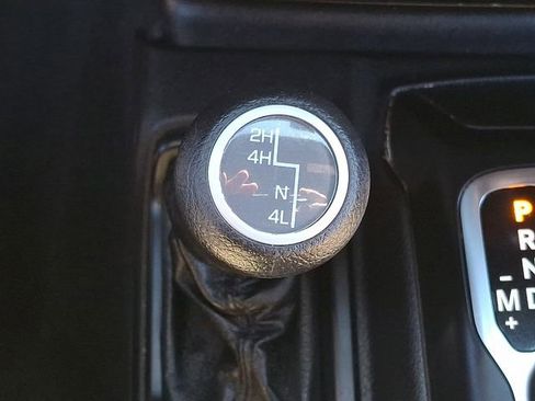 Used 2021 Jeep Wrangler Unlimited Sport AWD/4WD image 25