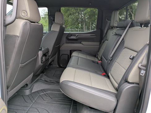 Used 2024 Chevrolet Silverado 1500 ZR2 w/ Technology Package AWD/4WD image 13