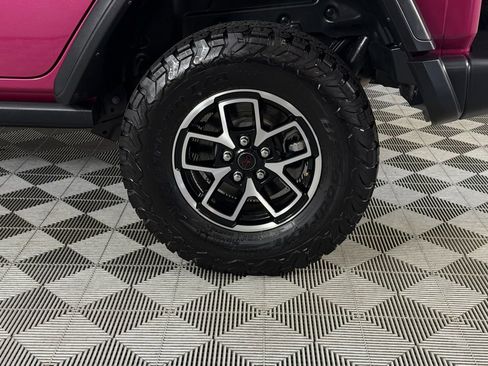 Used 2024 Jeep Wrangler Rubicon image 13