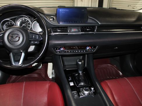Used 2021 MAZDA MAZDA6 Carbon Edition FWD image 16