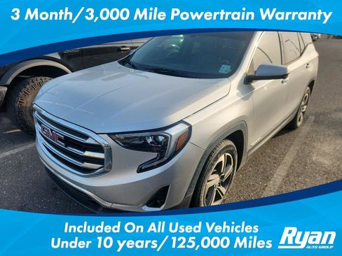 Used 2019 GMC Terrain SLT FWD image 1