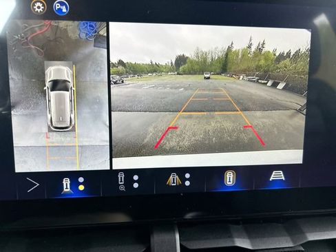 New 2026 Chevrolet Equinox LT AWD/4WD image 15