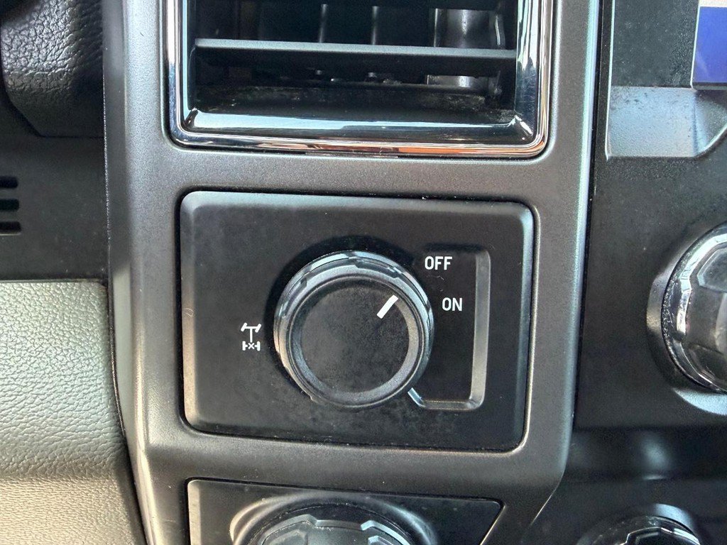 Used 2020 Ford F150 XLT w/ Equipment Group 301A Mid RWD image 39
