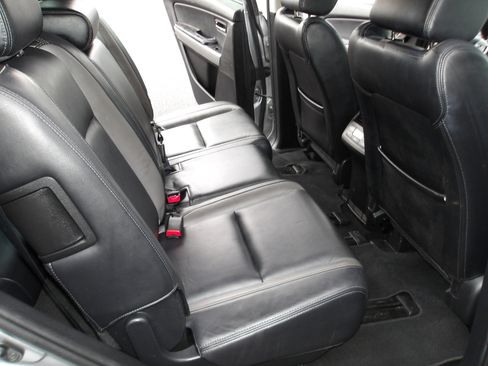 Used 2011 MAZDA CX-9 Grand Touring w/ Moonroof & Bose Audio Pkg image 13