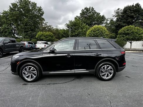 Certified 2025 Lincoln Corsair AWD w/ Equipment Group 101A image 8