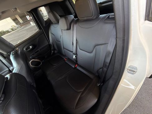 Used 2016 Jeep Renegade Limited AWD/4WD image 26