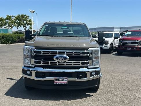 New 2026 Ford F350 XLT w/ 360-Degree Camera Package AWD/4WD image 9
