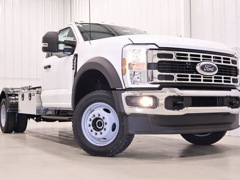 New 2026 Ford F550 4x4 Regular Cab Super Duty image 27