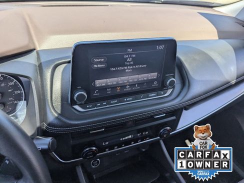 Certified 2023 Nissan Rogue SV FWD image 25