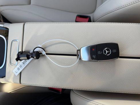New 2026 Mercedes-Benz GLB 250 4MATIC image 32