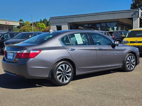 Used 2015 Honda Accord Touring image 31