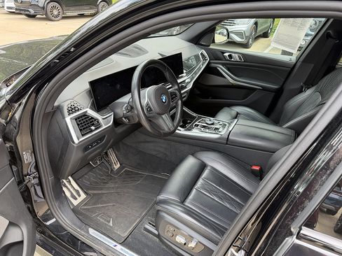 Used 2024 BMW X5 xDrive40i w/ Executive Package AWD/4WD image 5