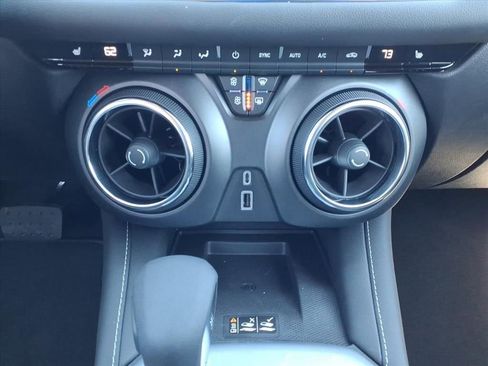 New 2026 Chevrolet Blazer LT w/ Convenience Package FWD image 21