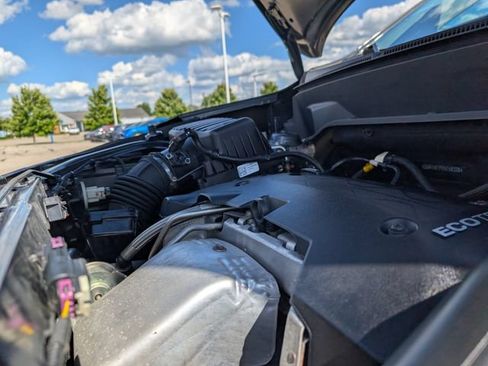 Used 2018 Chevrolet Equinox Premier FWD image 25