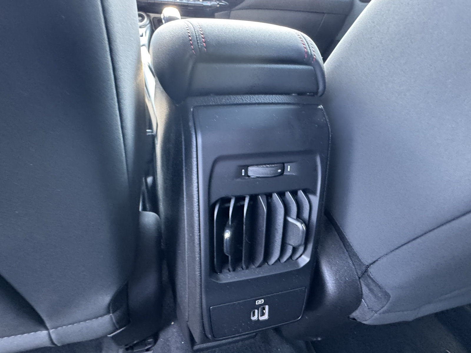 Used 2025 Dodge Hornet R/T AWD/4WD image 24