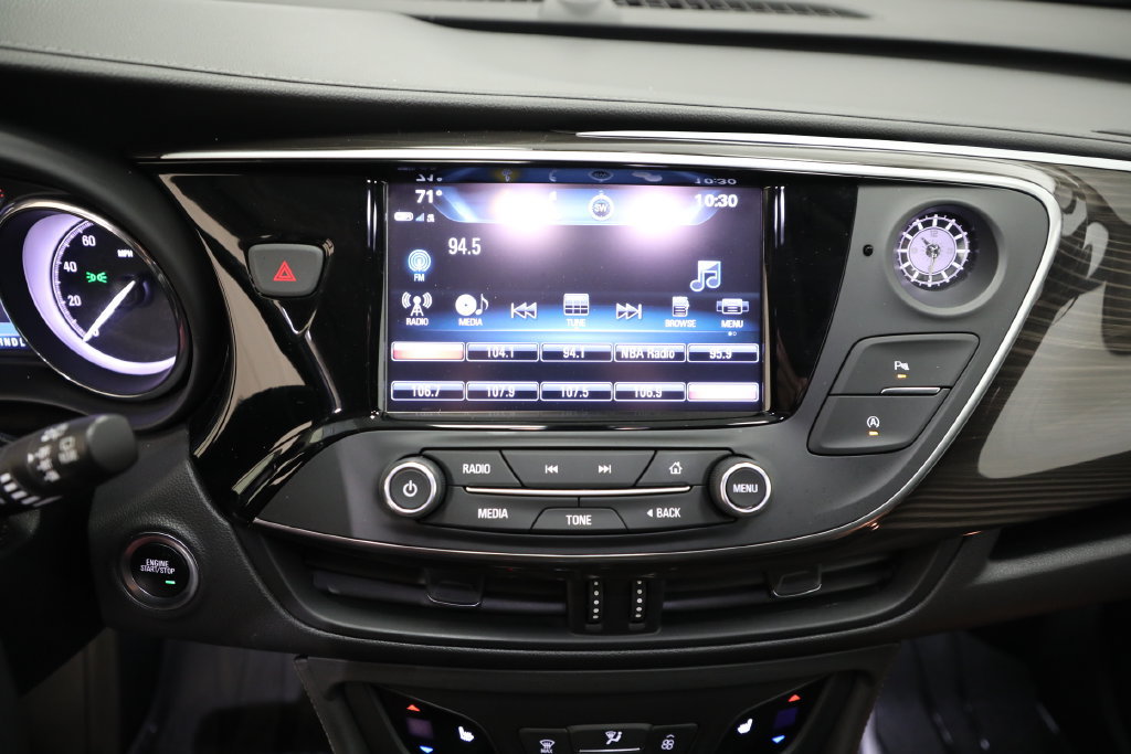 Certified 2020 Buick Envision Essence AWD/4WD image 19