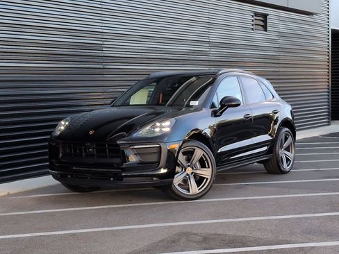New 2026 Porsche Macan image 1