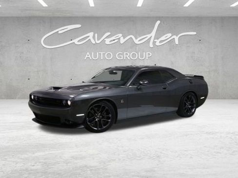 Used 2022 Dodge Challenger R/T Scat Pack image 1