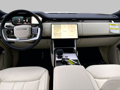 New 2026 Land Rover Range Rover SE AWD/4WD image 6