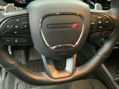 Used 2025 Dodge Durango GT AWD/4WD image 15