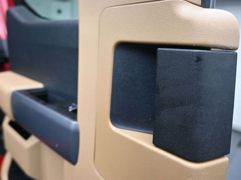 Used 2021 Ford F150 Lariat w/ Trailer Tow Package image 38