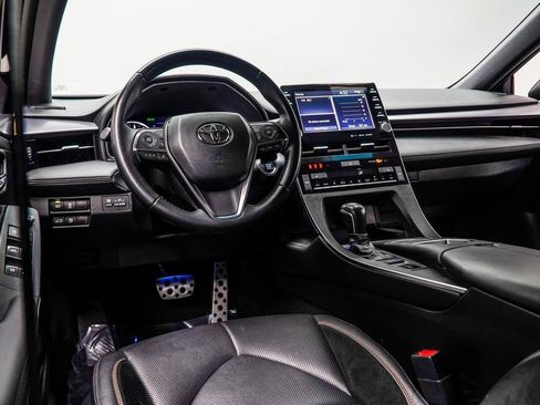 Used 2021 Toyota Avalon XSE image 15