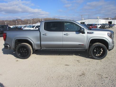 New 2026 GMC Sierra 1500 AT4 w/ AT4 Premium Package image 3