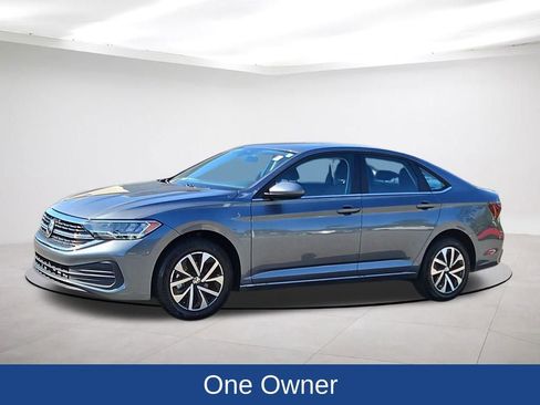 Used 2024 Volkswagen Jetta S image 3