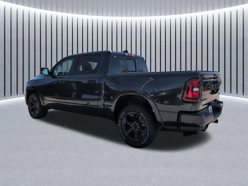 New 2026 RAM 1500 4x4 Crew Cab image 13