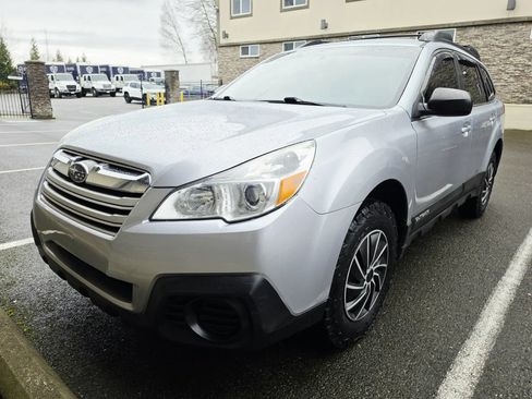 Used 2013 Subaru Outback 2.5i AWD/4WD image 1