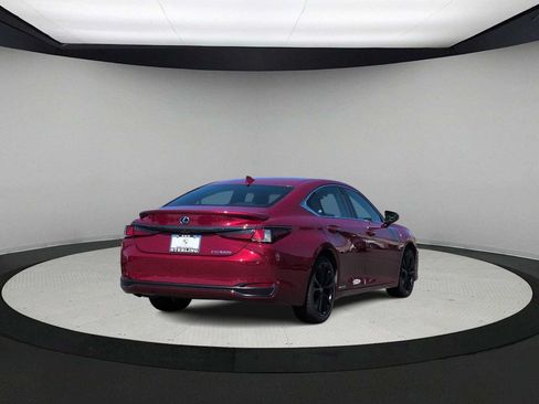 Used 2022 Lexus ES 300h F Sport w/ Accessory Package FWD image 8